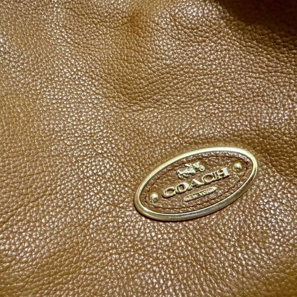 Coach Edie Brown Pebbled Leather Bag - Picture 6 of 9